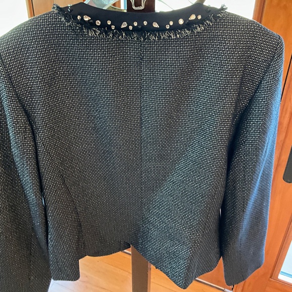 Tahari Navy and Silver Tweed Skirt Set - Picture 5 of 15